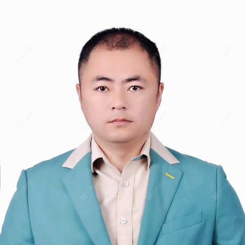 楼盘经纪人周洋