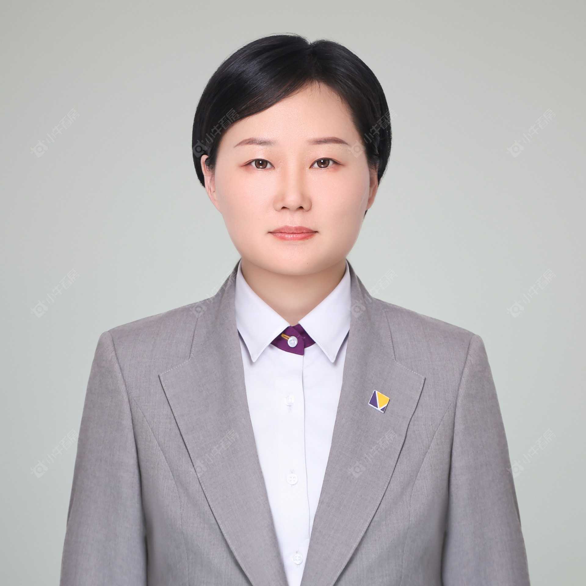 楼盘经纪人龚亚媛