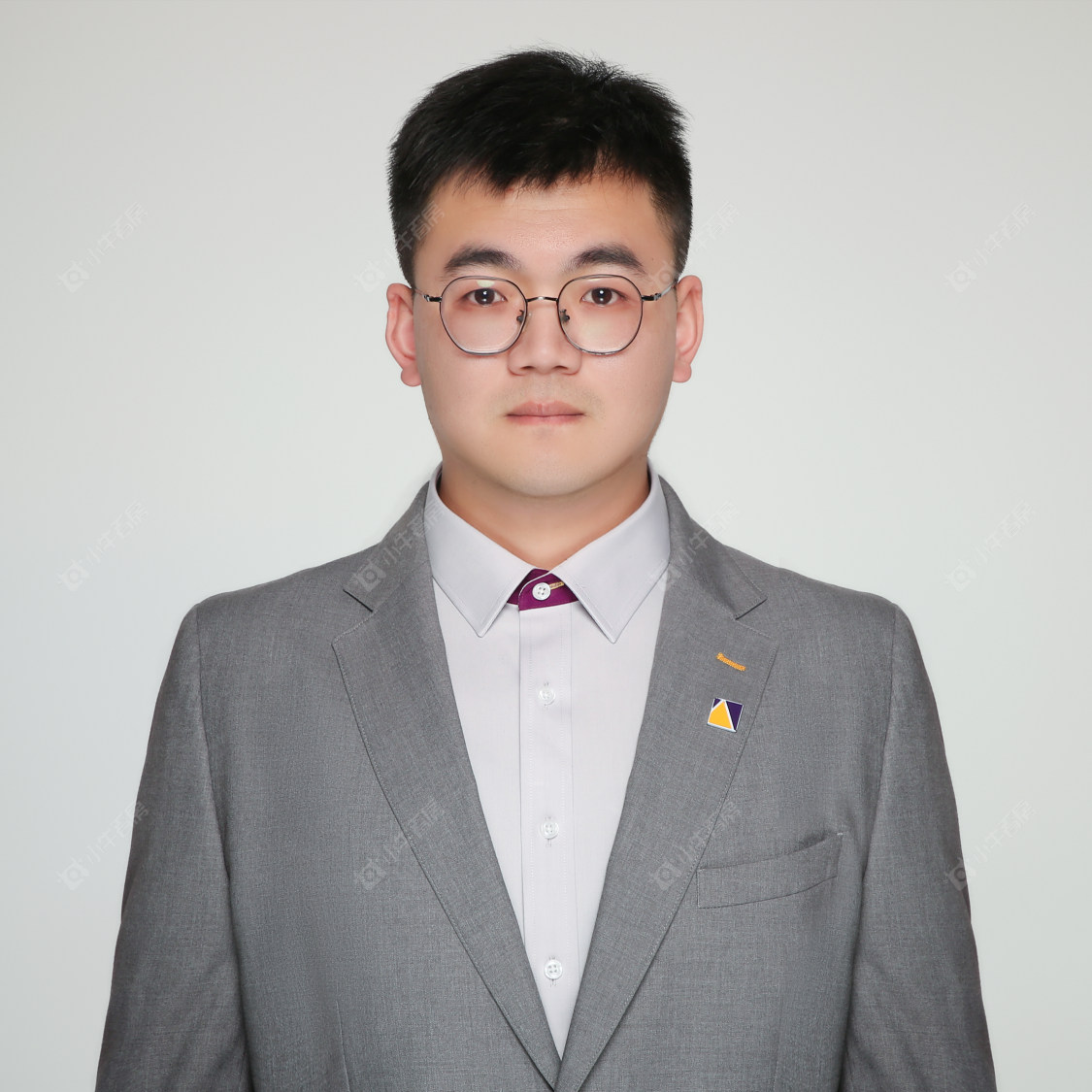 租房经纪人谢泽海