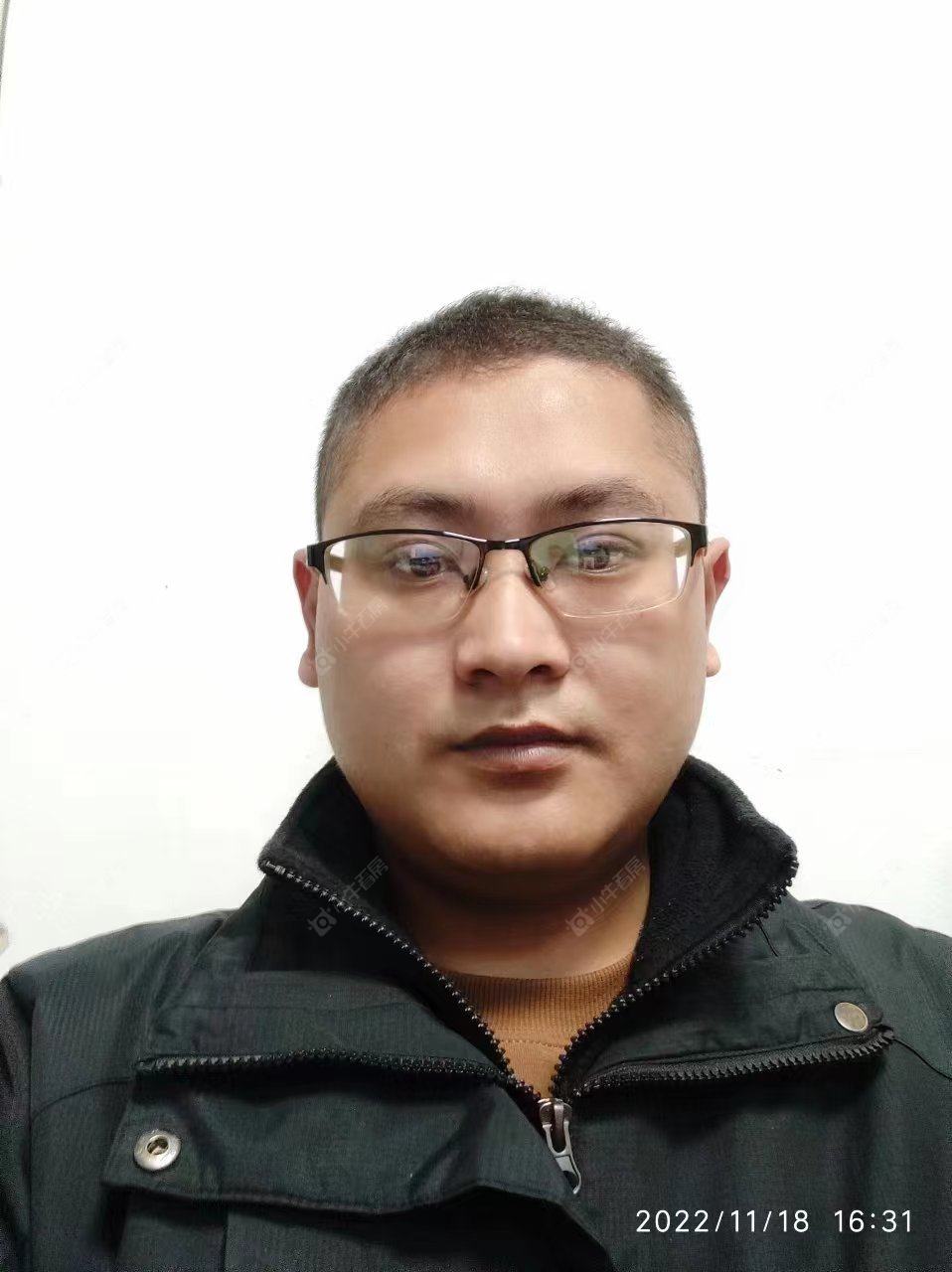 楼盘经纪人杨毅