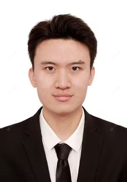 租房经纪人黄泽宇