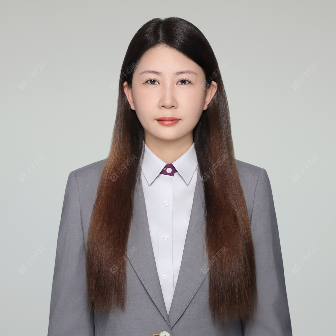租房经纪人郎雯雯