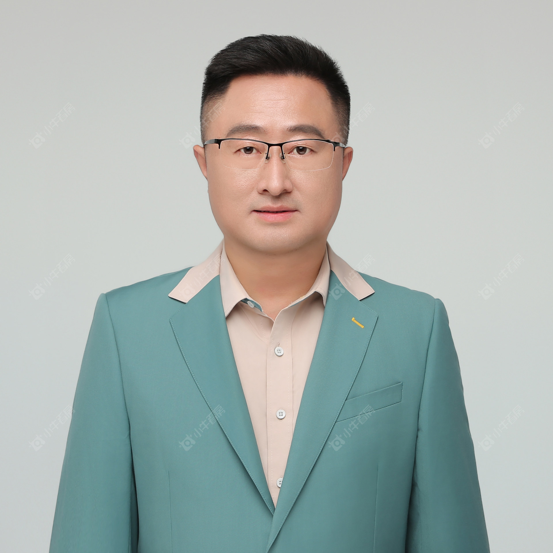 楼盘经纪人沈正华