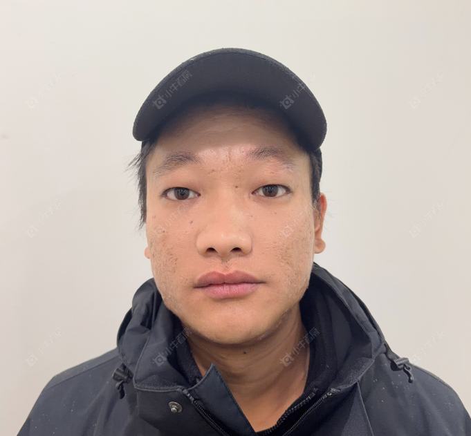 租房经纪人潘奔奔