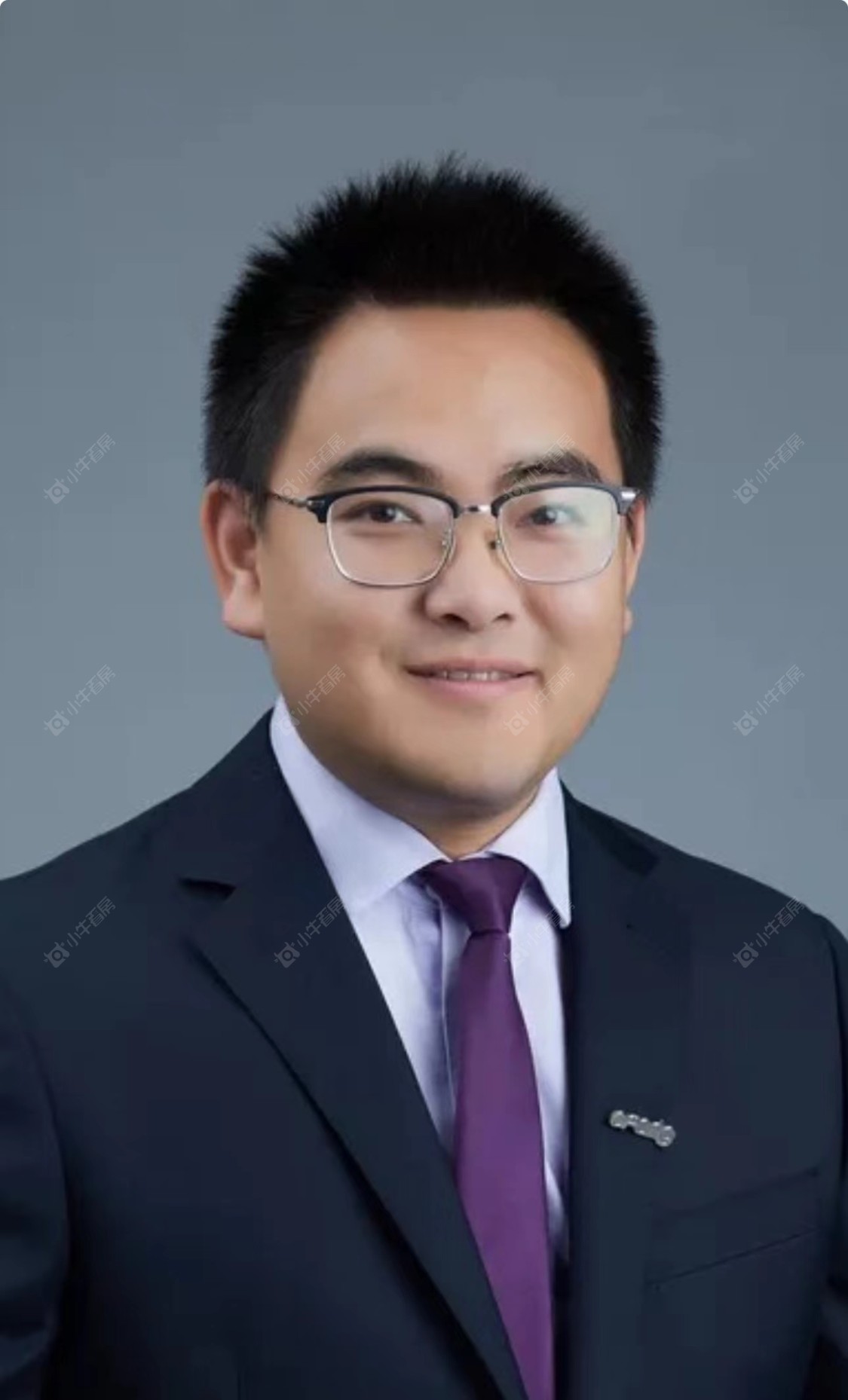 二手经纪人查俊波