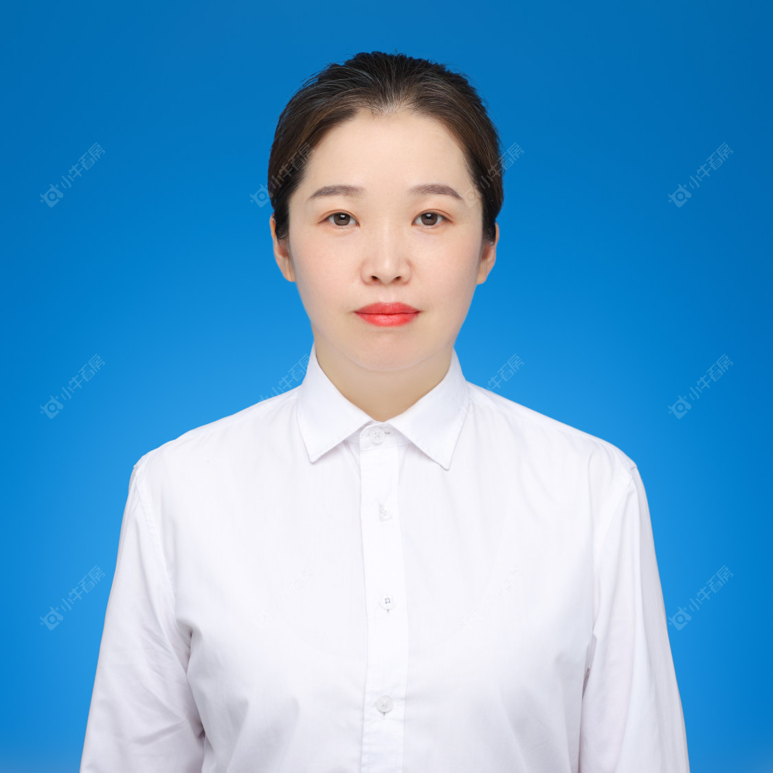 二手经纪人薛亚燕