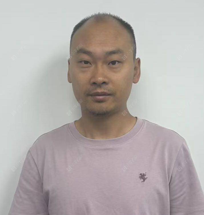 二手经纪人郑涛