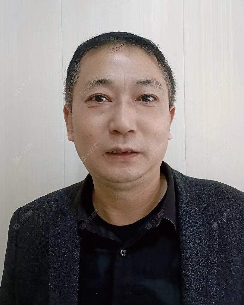 楼盘经纪人蔡新华