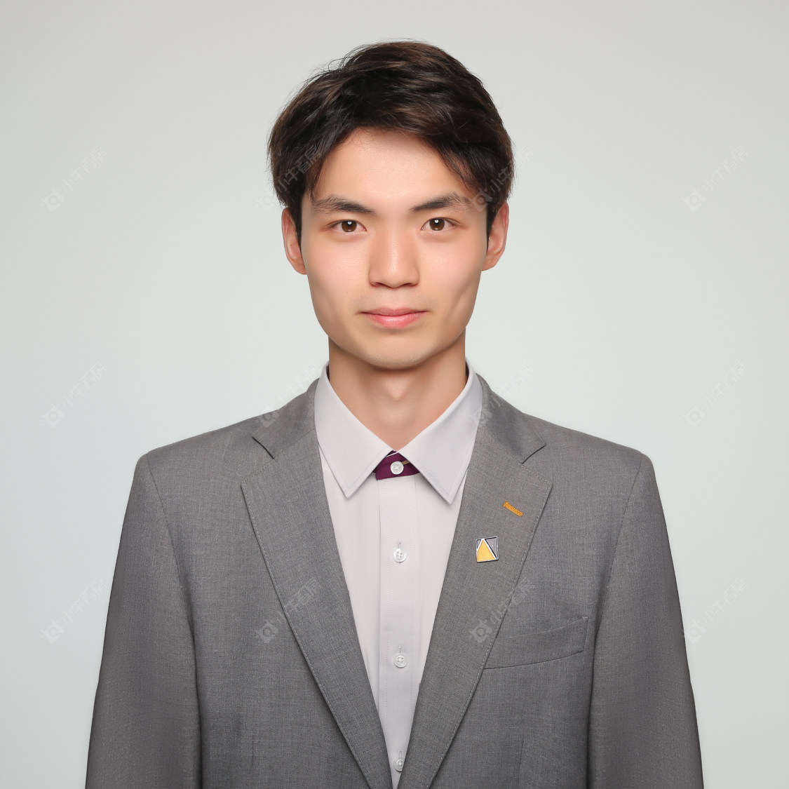 李泽鹏 二手经纪人李泽鹏