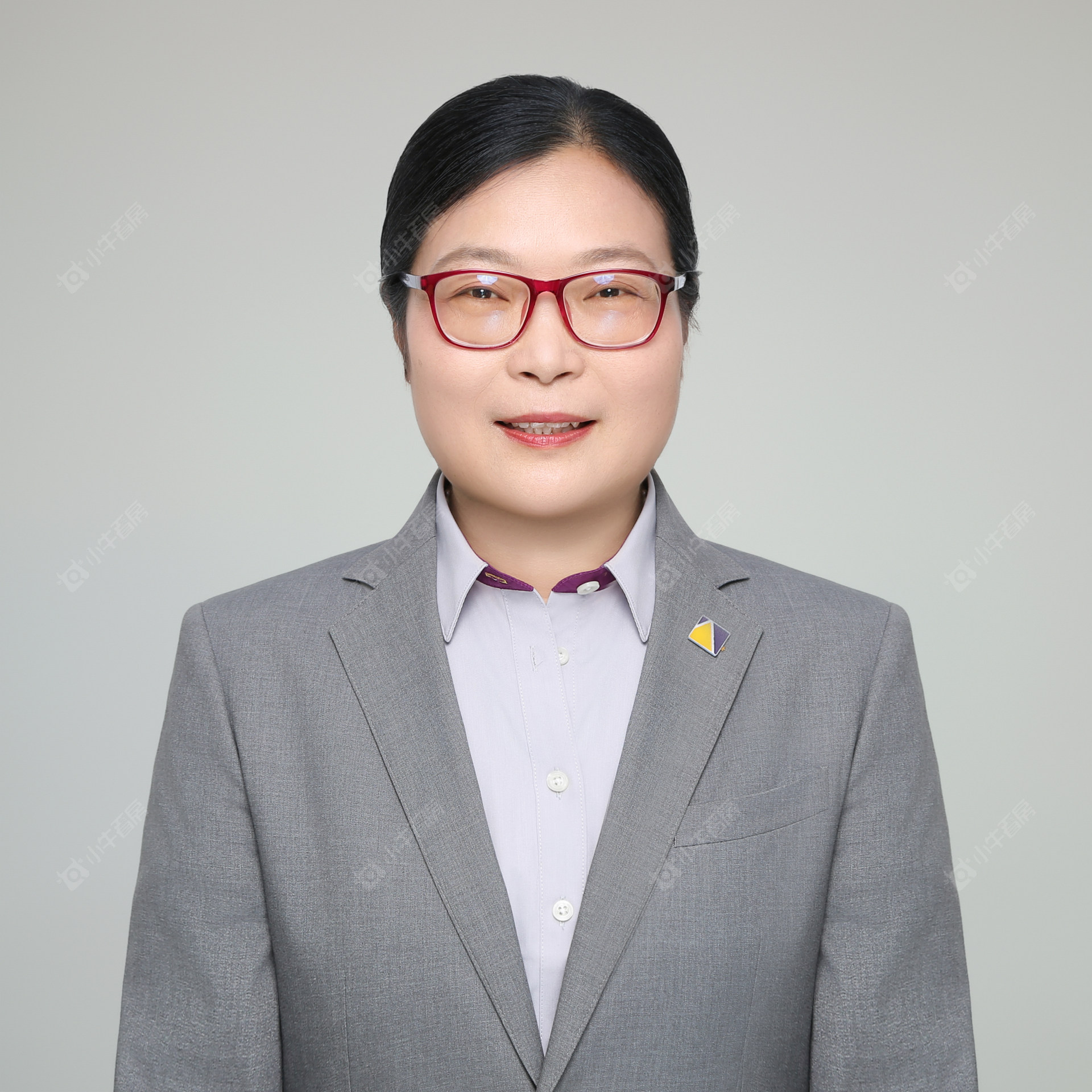 楼盘经纪人管永华