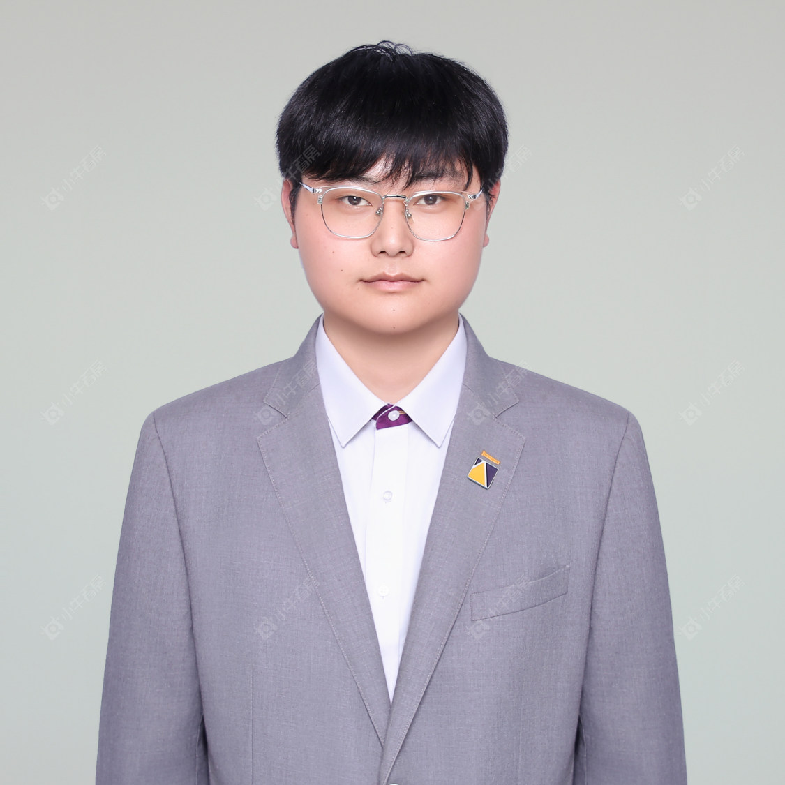 租房经纪人贾焱超