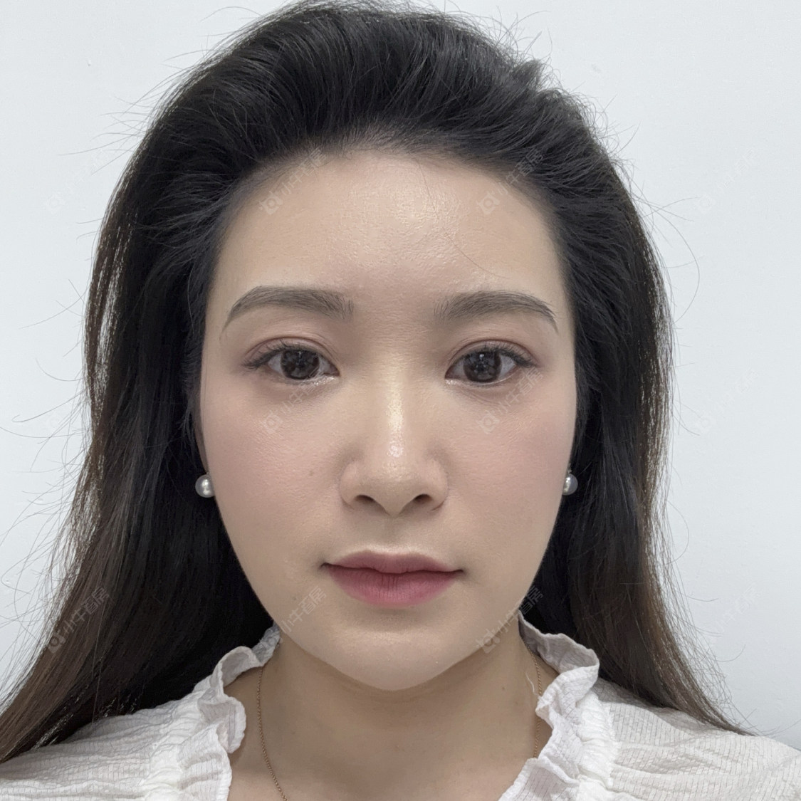 二手经纪人杨菊