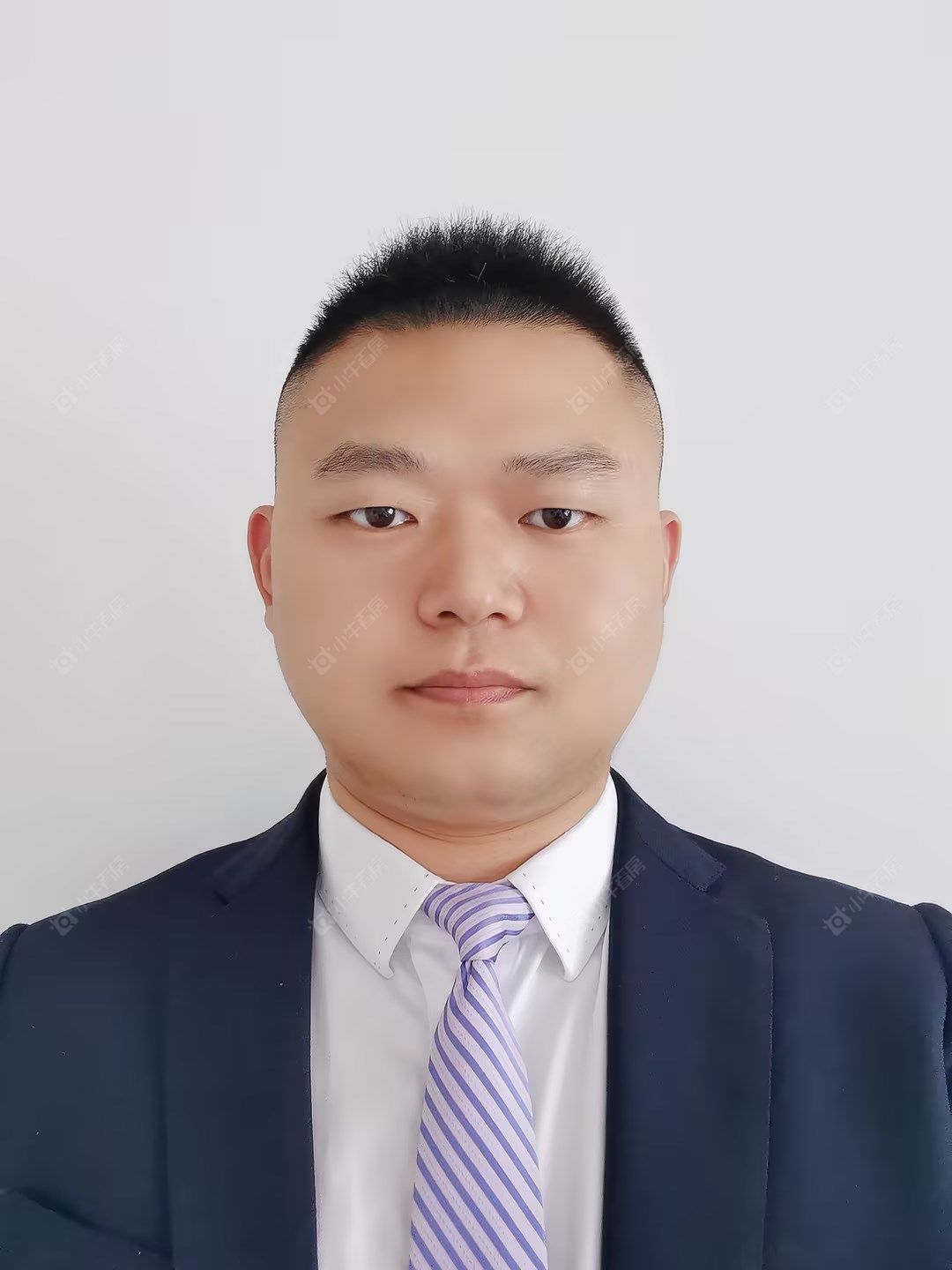 李巍巍 二手经纪人李巍巍