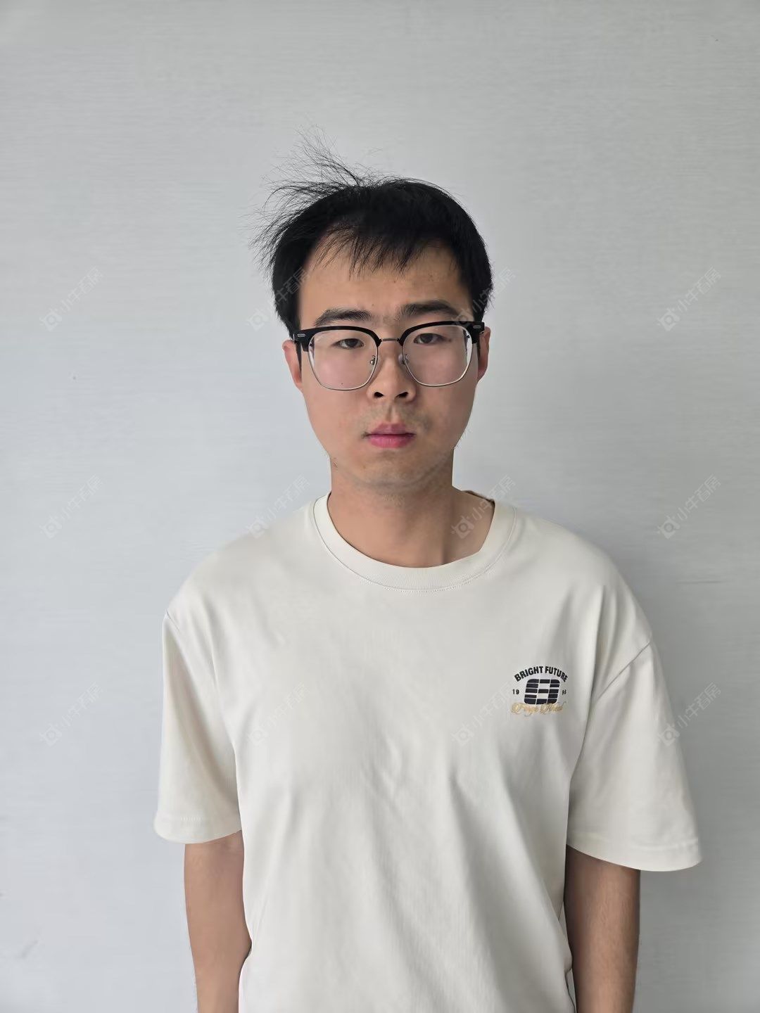 租房经纪人胡佳坤
