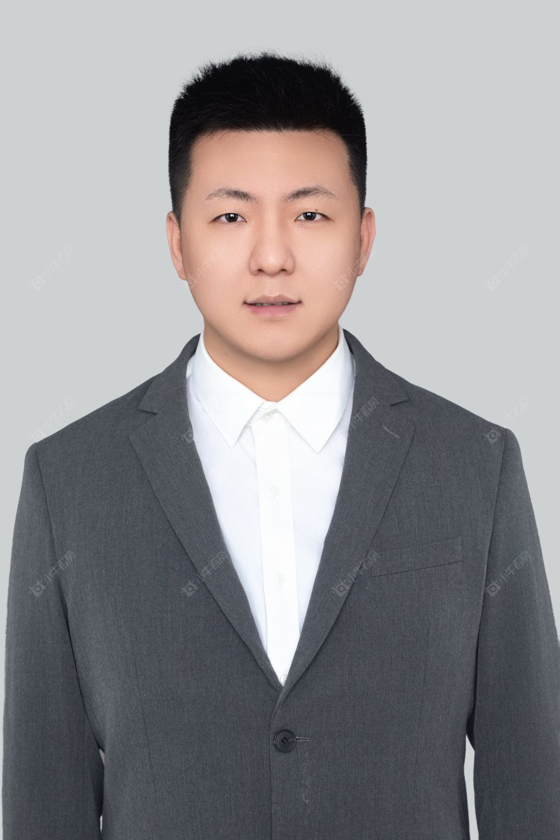 尹梦达 二手经纪人尹梦达