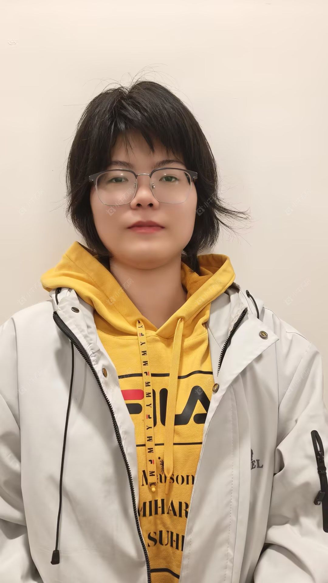 租房经纪人彭悦茗