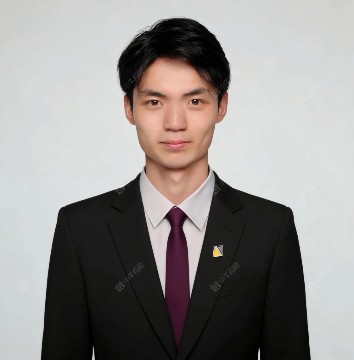 二手经纪人李泽鹏