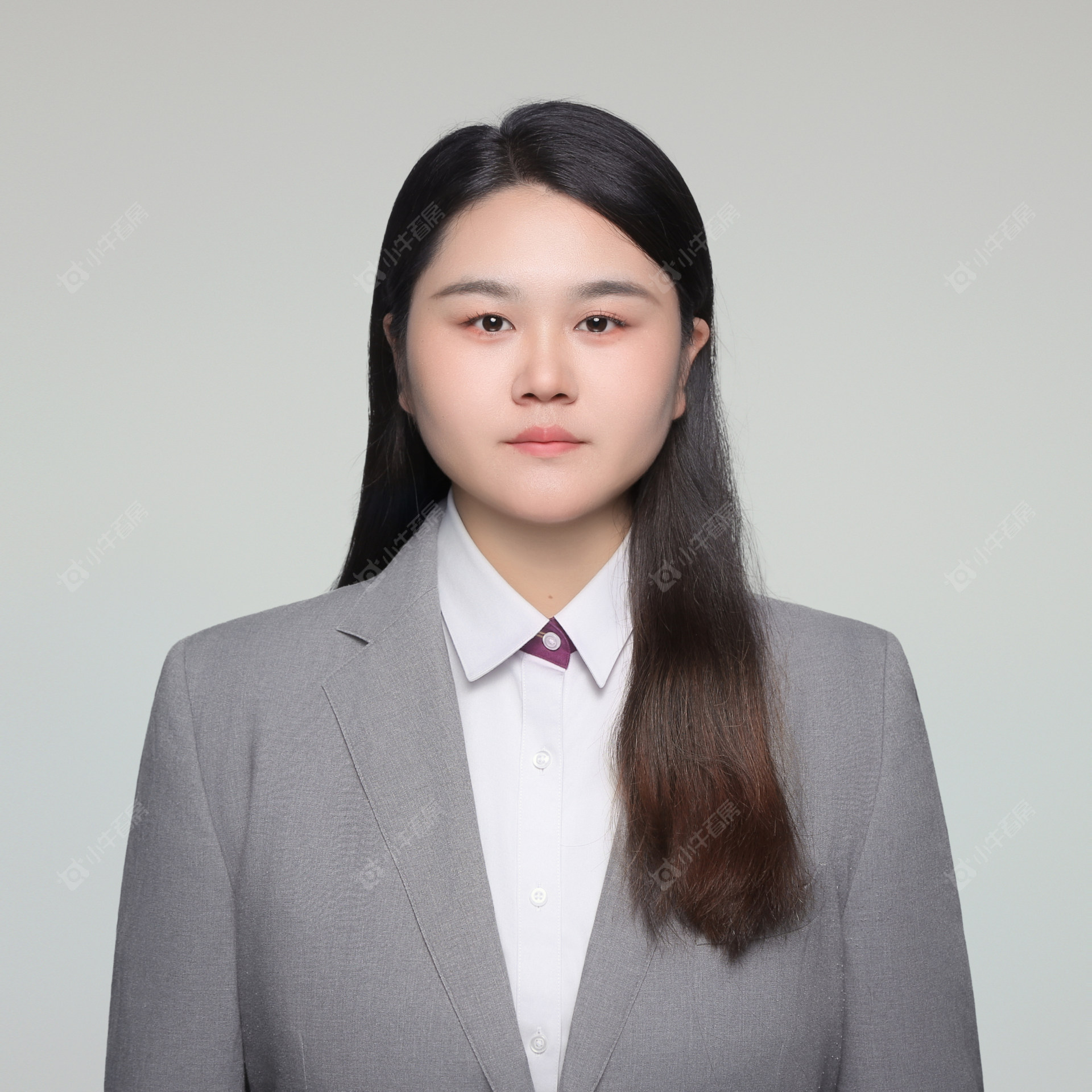 楼盘经纪人李净