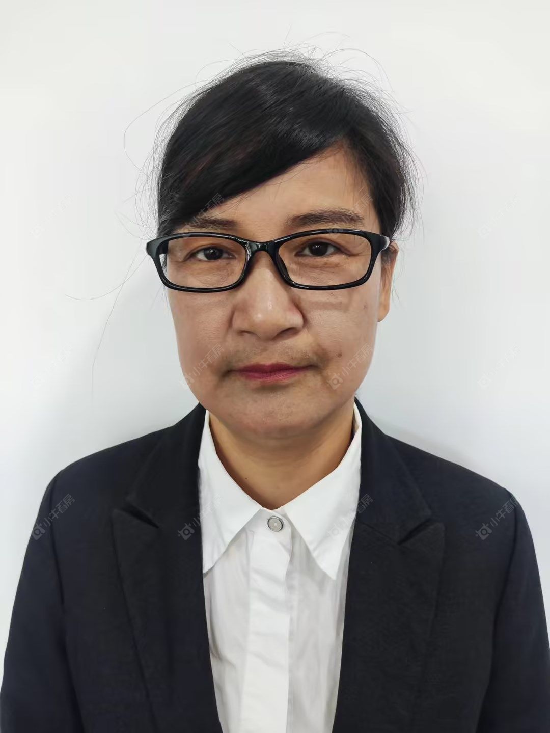 楼盘经纪人周红霞