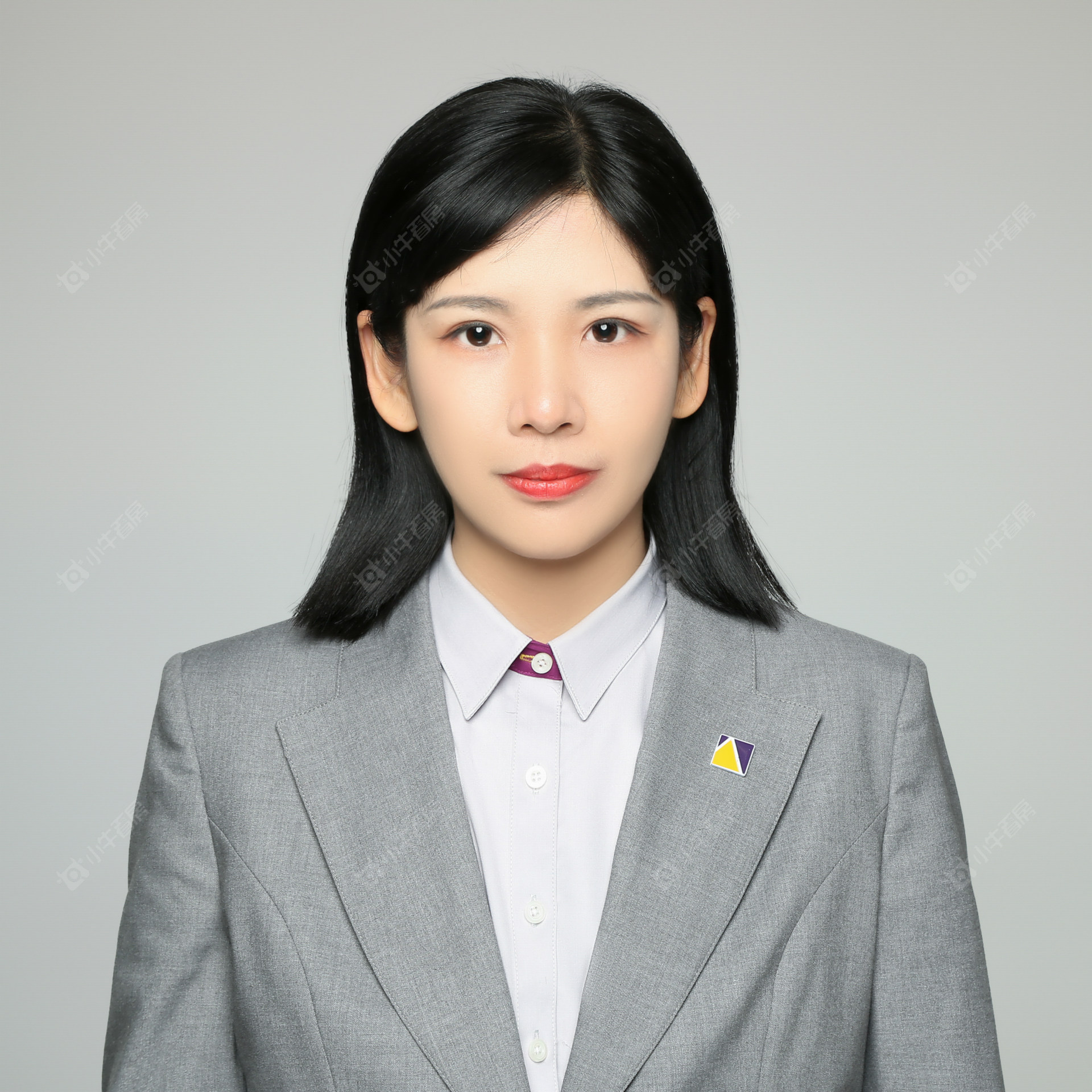 楼盘经纪人夏天