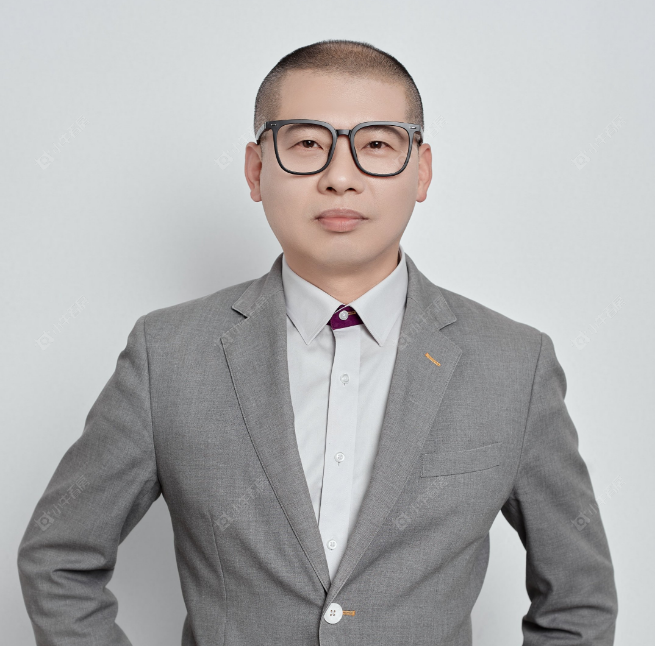 二手经纪人谢立峰