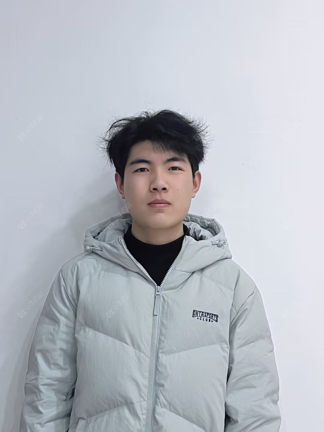 二手经纪人冯肖肖