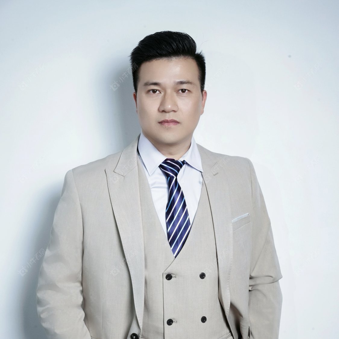 苗伟 二手经纪人苗伟