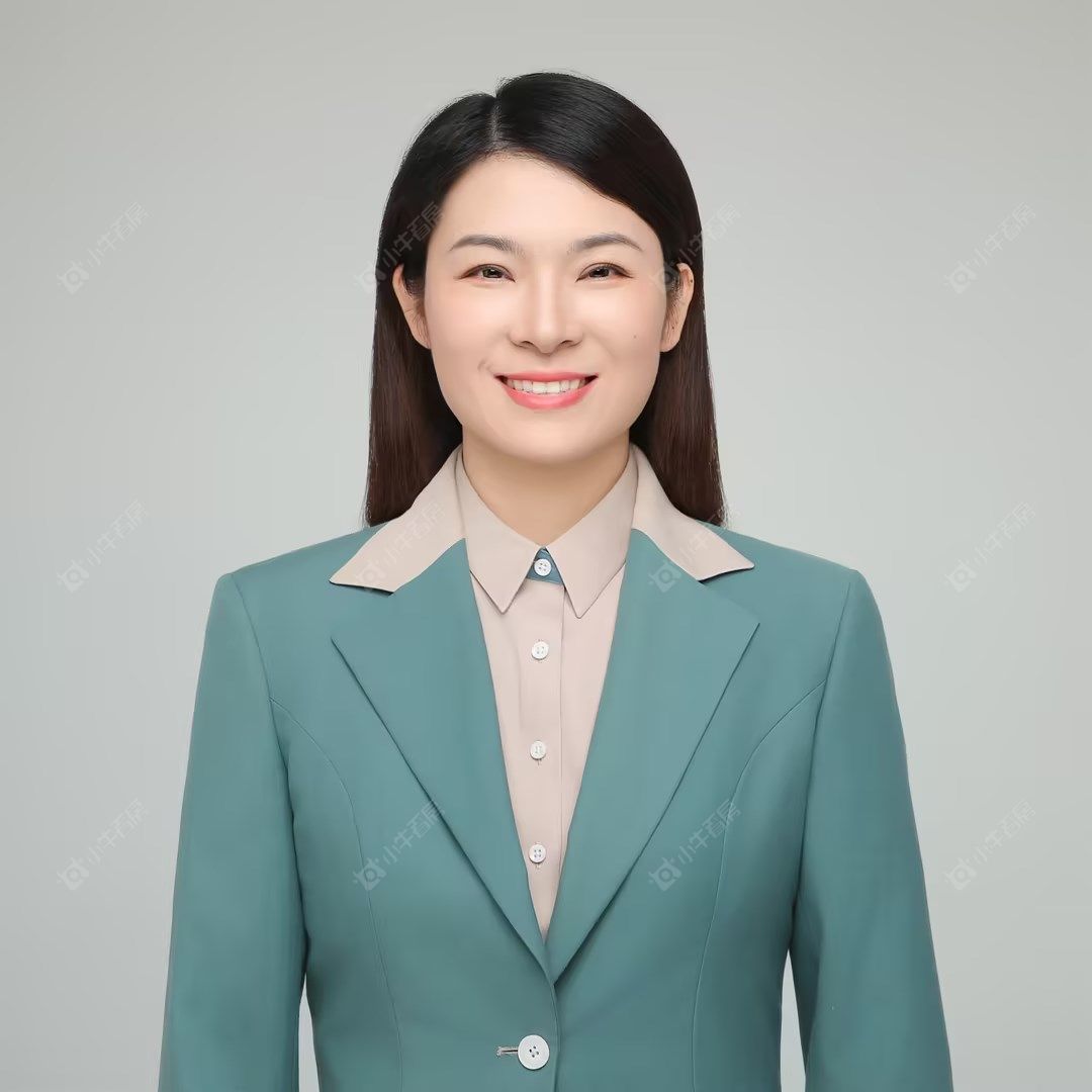 楼盘经纪人陶玥含