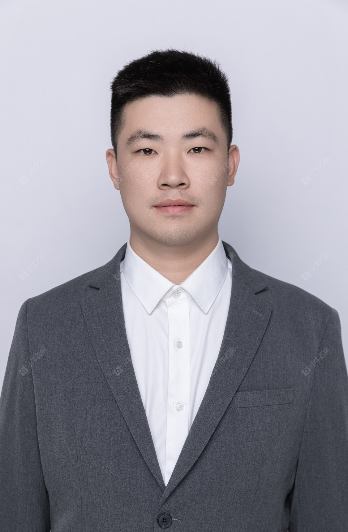 黄康 二手经纪人黄康