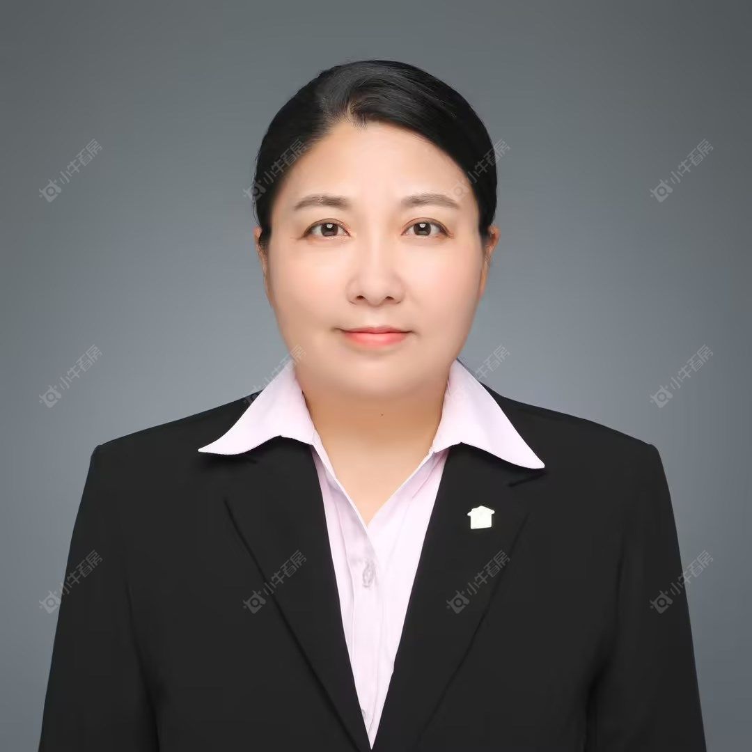 租房经纪人周敏