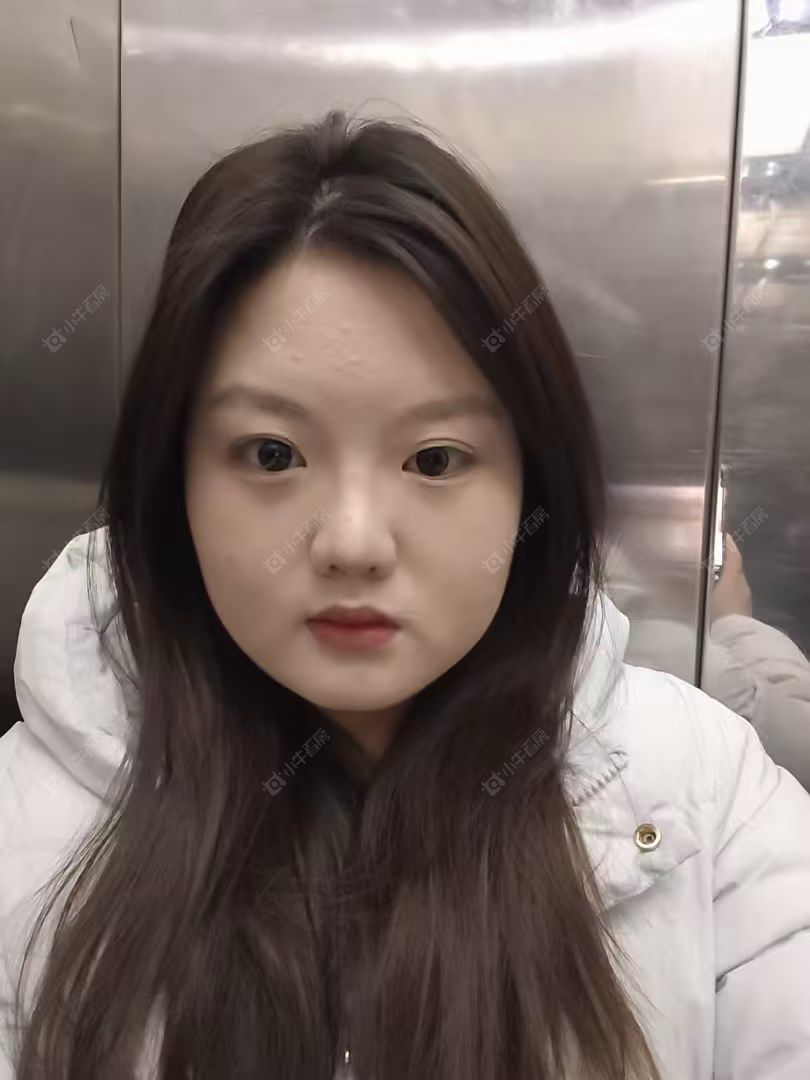 租房经纪人陈微