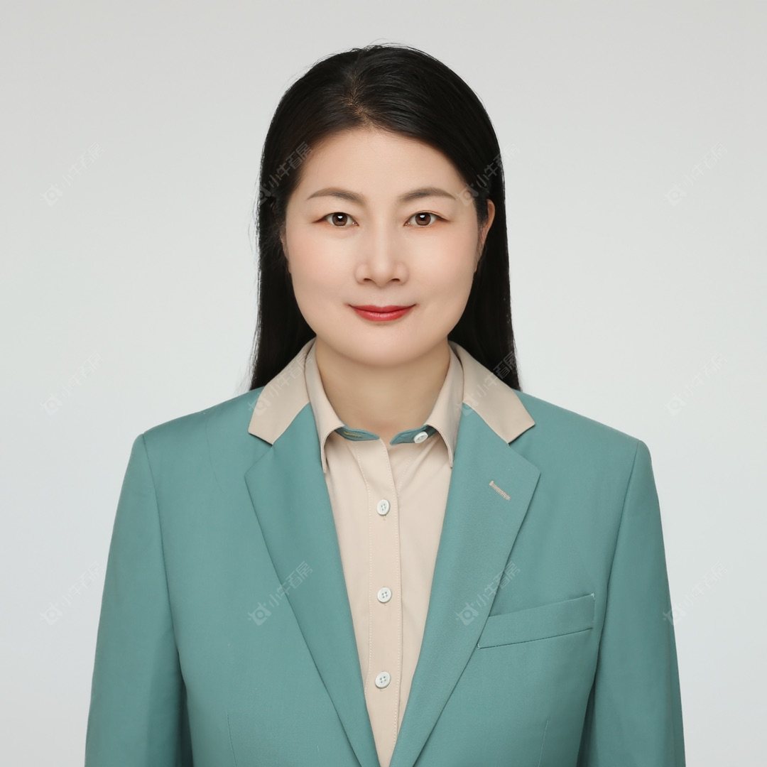 楼盘经纪人李彩萍