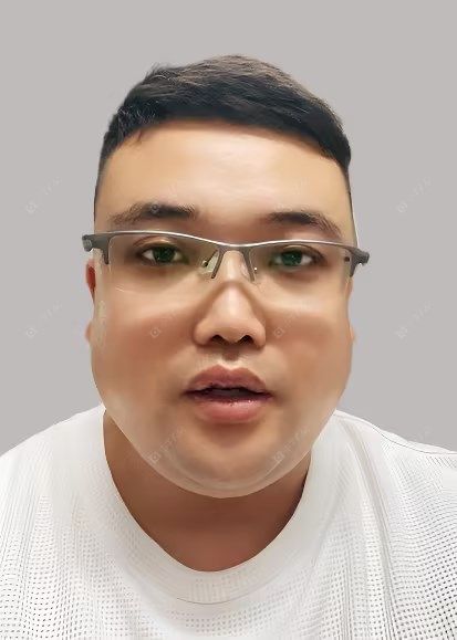 租房经纪人周张成