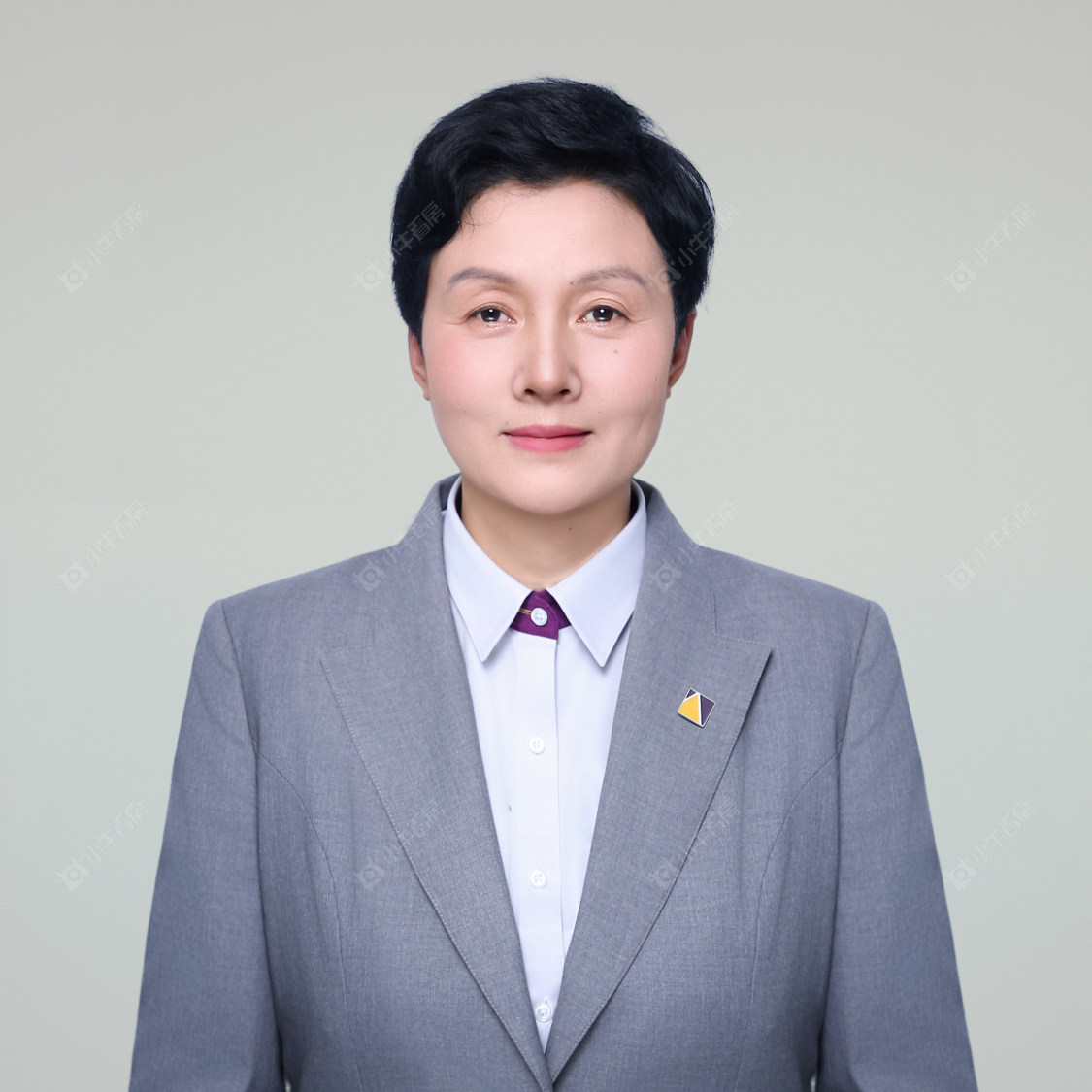 二手经纪人黄邦梅