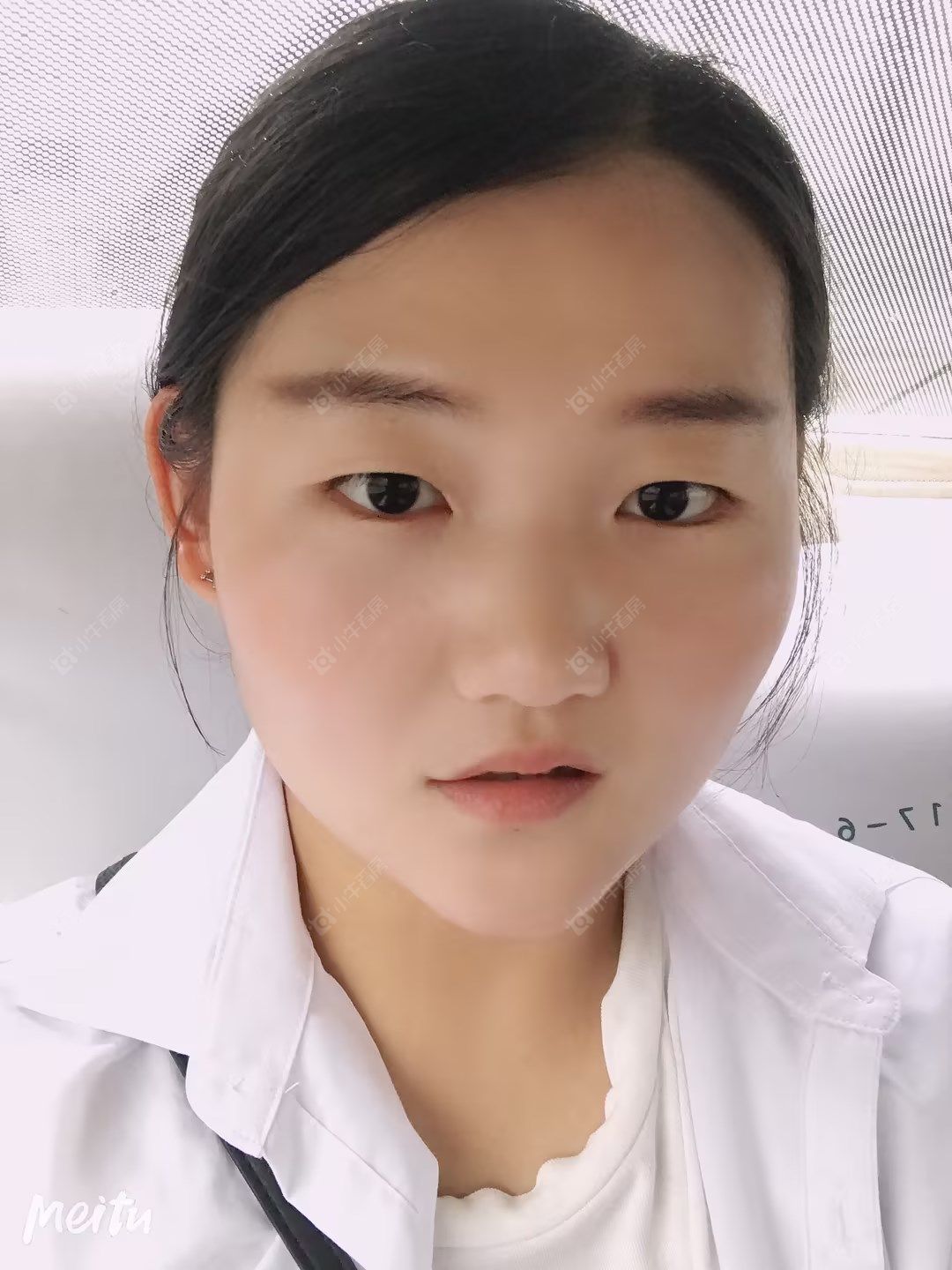 二手经纪人秦倩倩