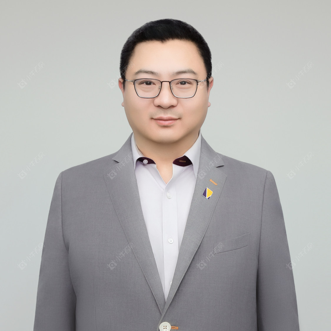 租房经纪人丁宁宁