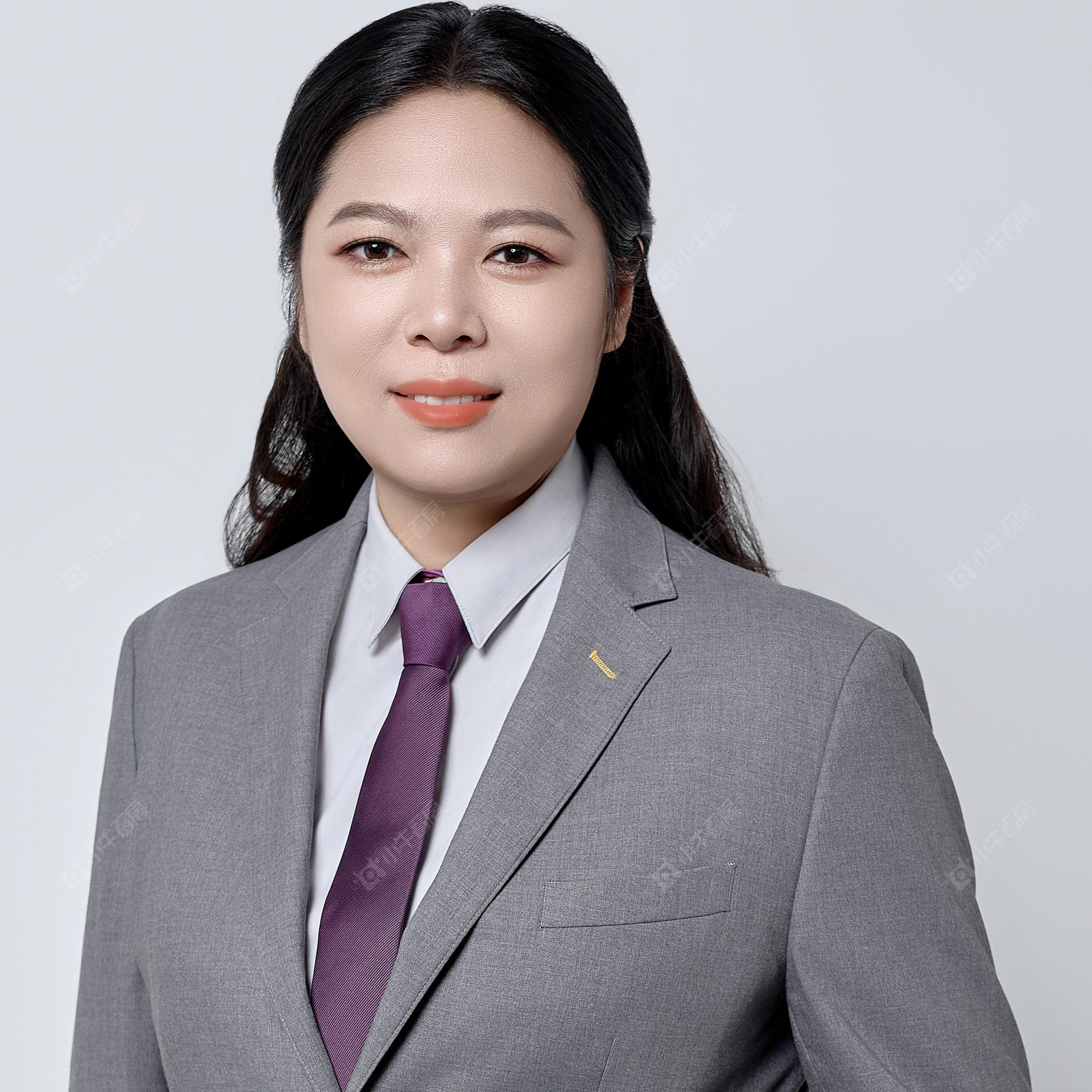 楼盘经纪人陆彩霞