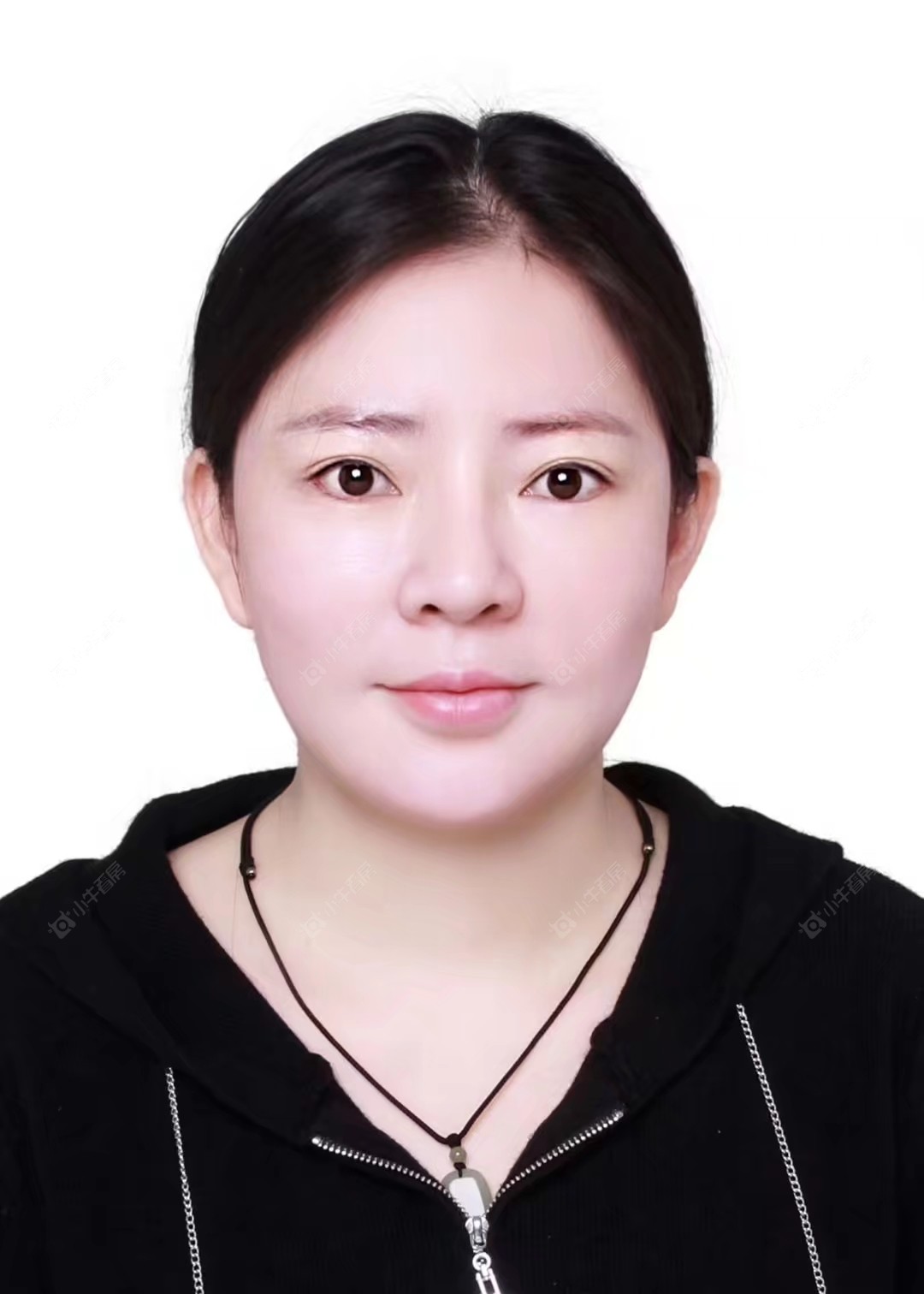 周雨薇 二手经纪人周雨薇