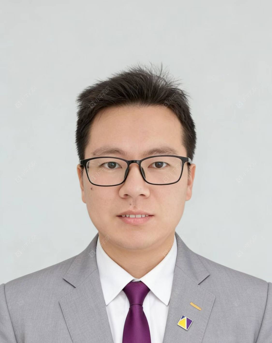 楼盘经纪人张建