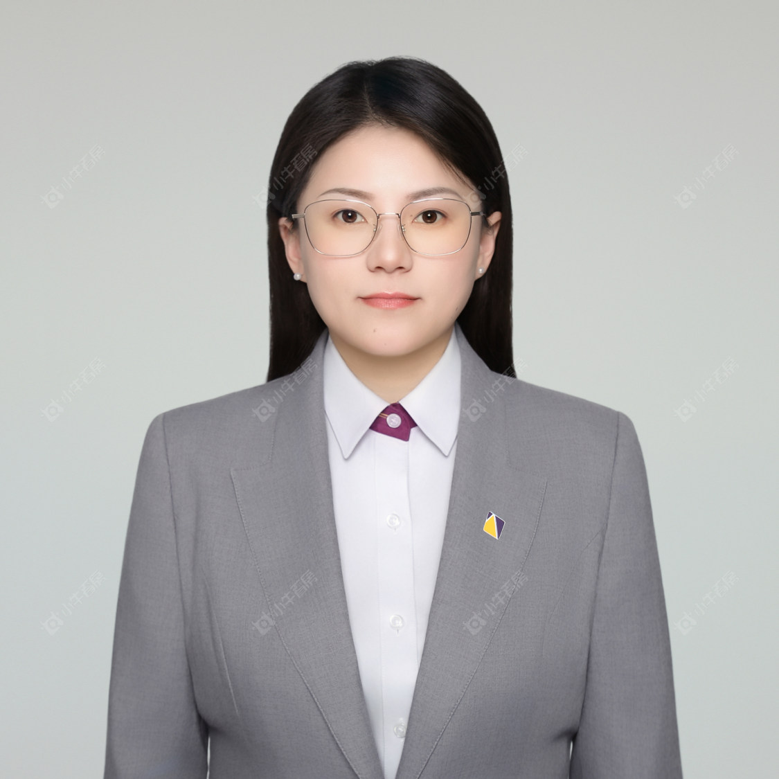 楼盘经纪人牛贝贝