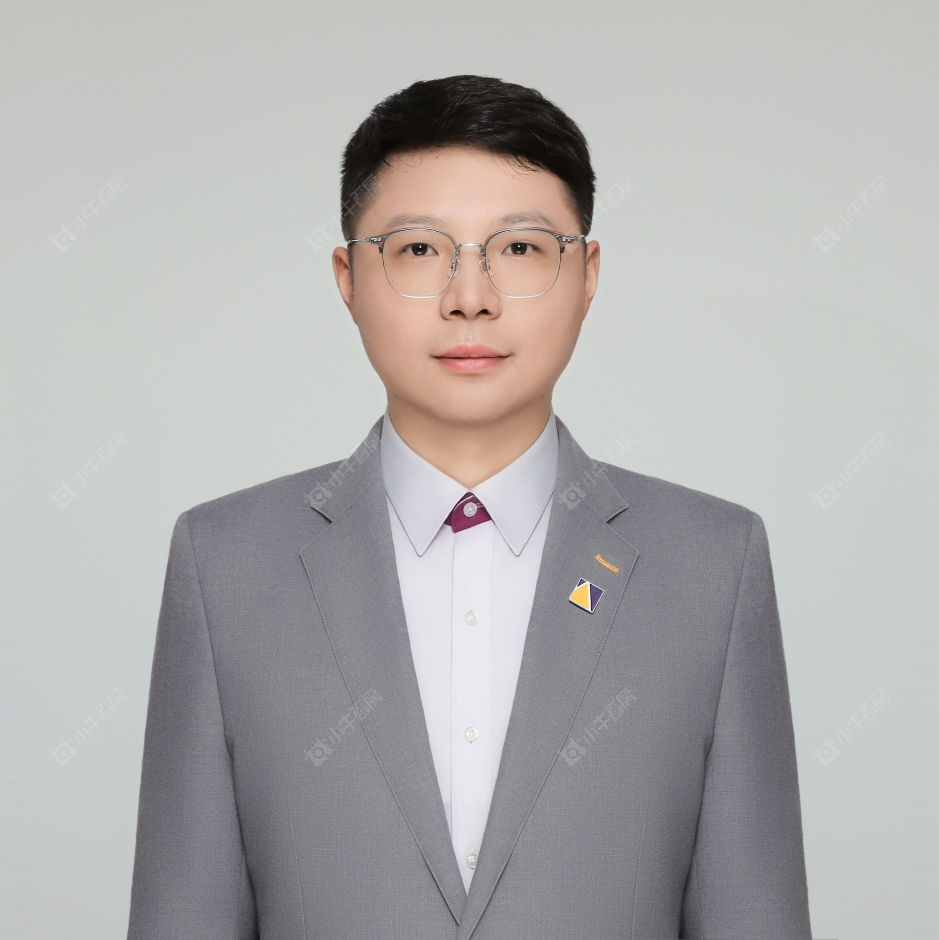 楼盘经纪人丁文超