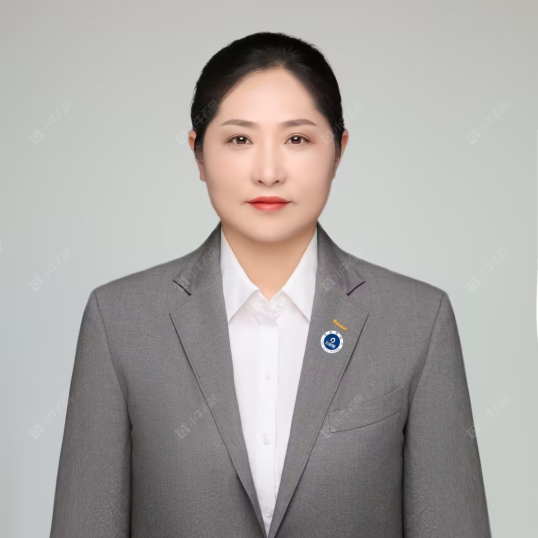 二手经纪人罗本玲