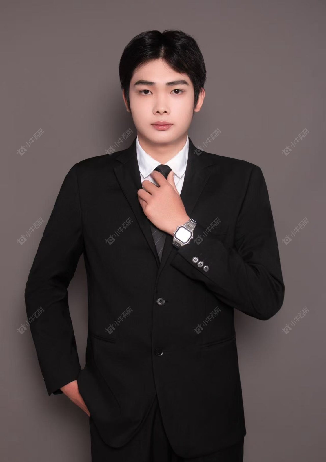 租房经纪人罗冲