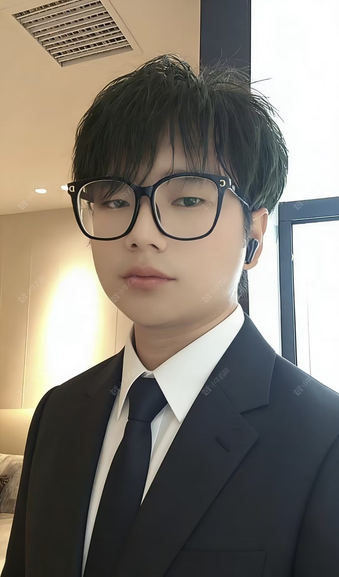 二手经纪人刘俊