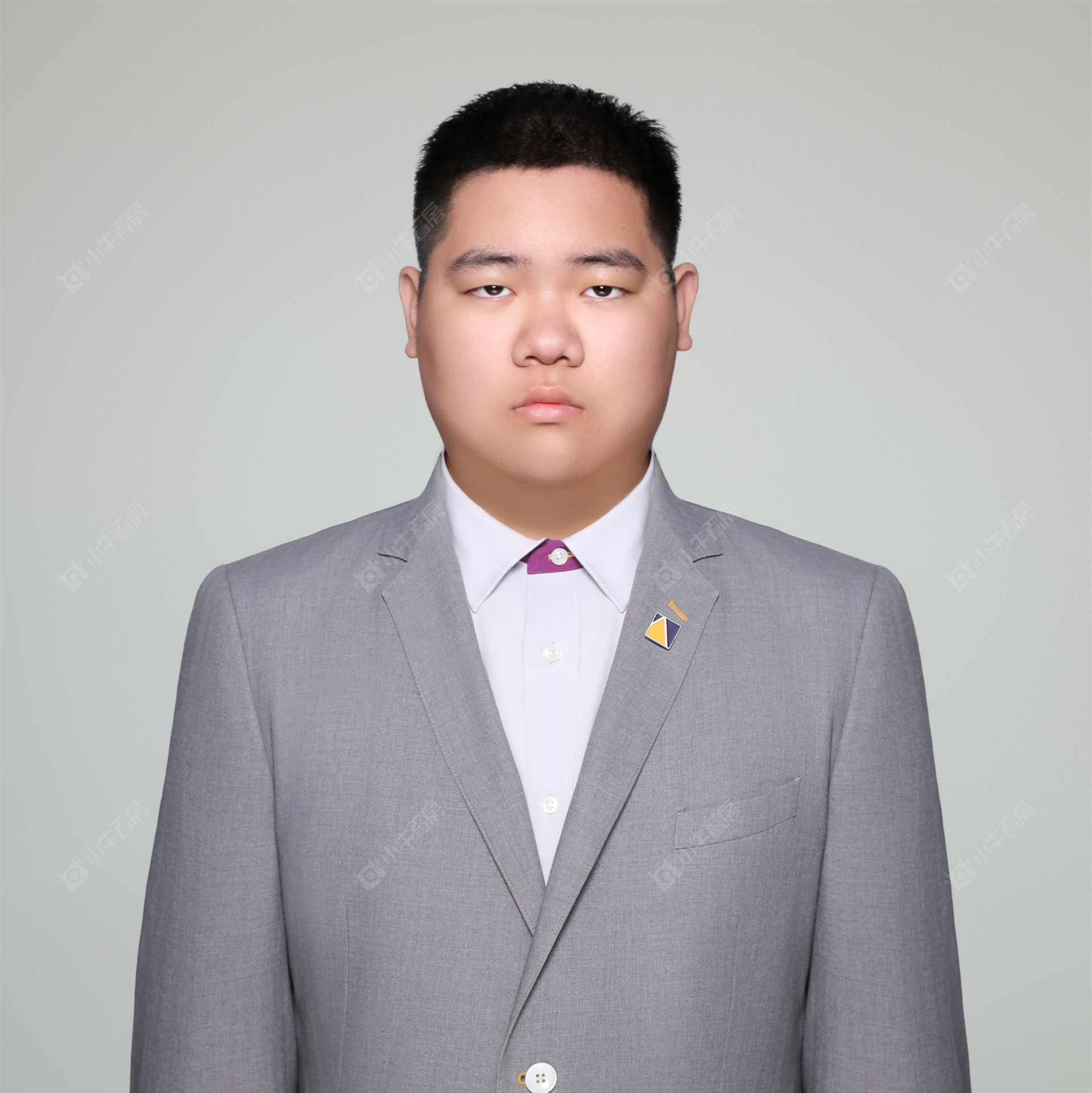 楼盘经纪人徐鑫博