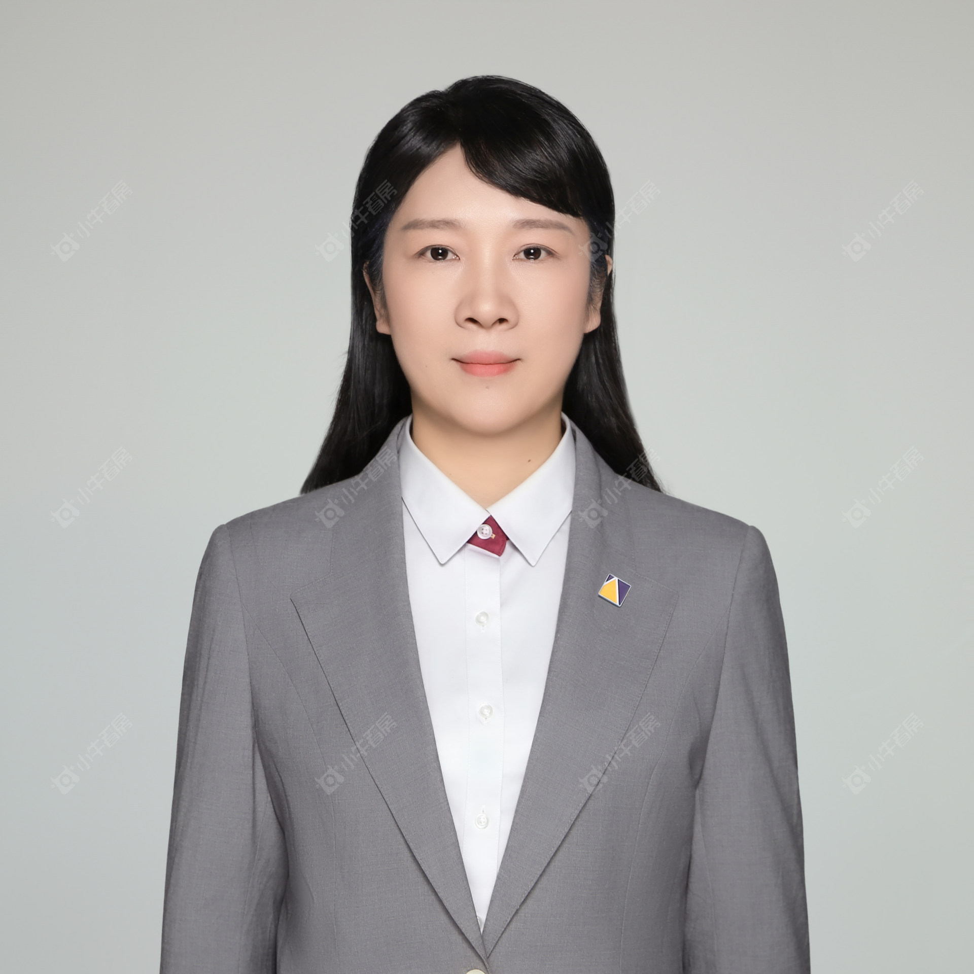 楼盘经纪人张亚萍