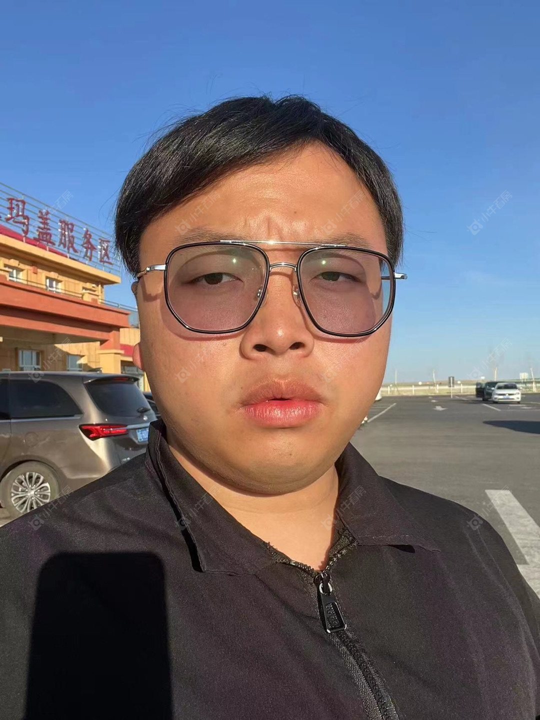 二手经纪人卢杨