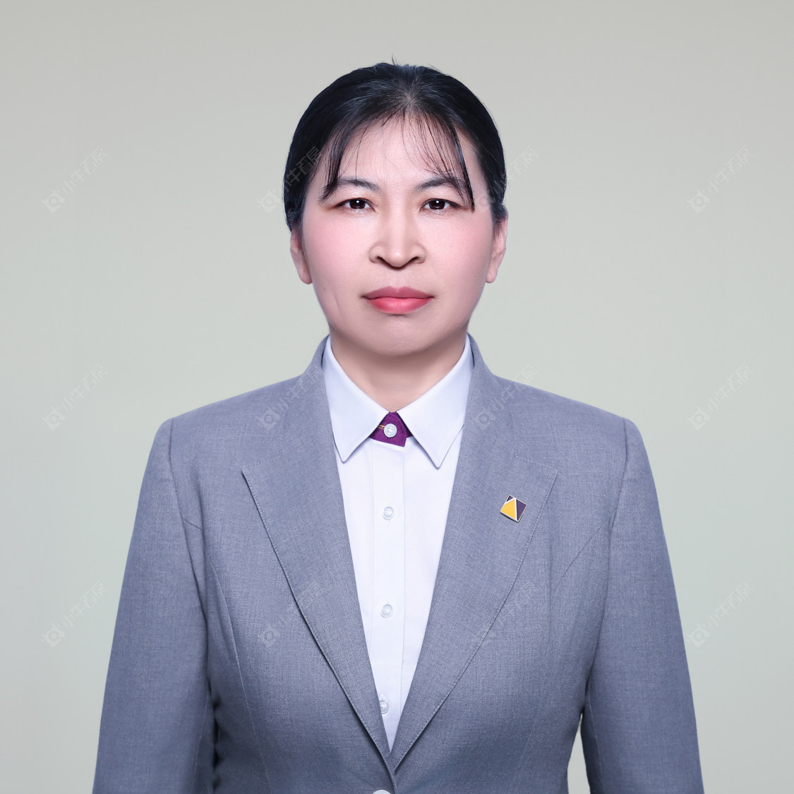 二手经纪人袁建群